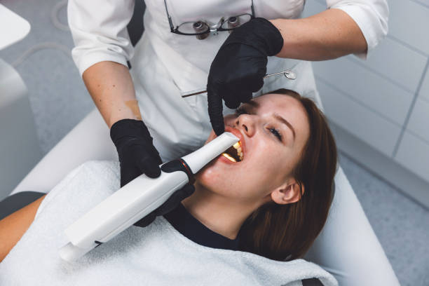 Best Cracked Tooth Emergency Dentist  in Maple Bluff, WI
